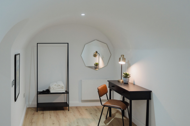 Room 4, Joivy Vaults, Edinburgh