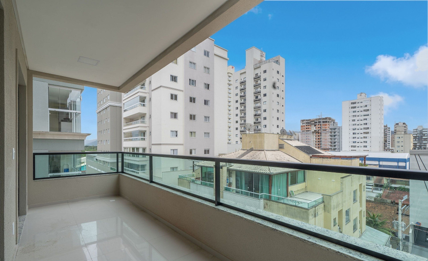 Property grounds 4, Apt w/ Balcony & Bbq, 650m to Beach Rgo0502, Itapema
