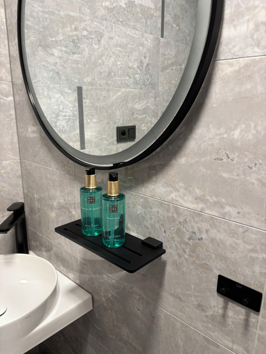 Bathroom, HOTEL ALIBABA Bratislava, Bratislava
