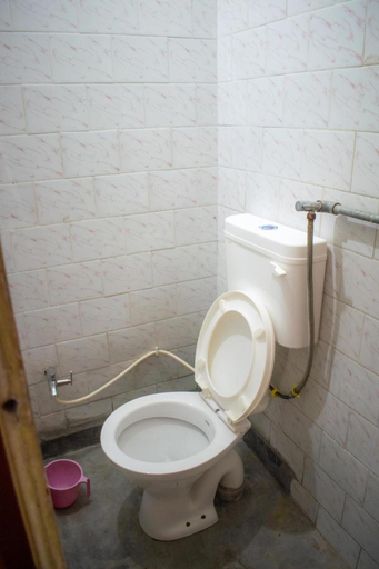 Bathroom 5, Family Guest House Varanasi, Varanasi