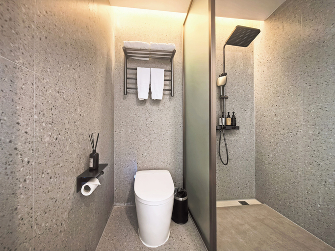 Bathroom, bodun yuanshiji, Guangzhou