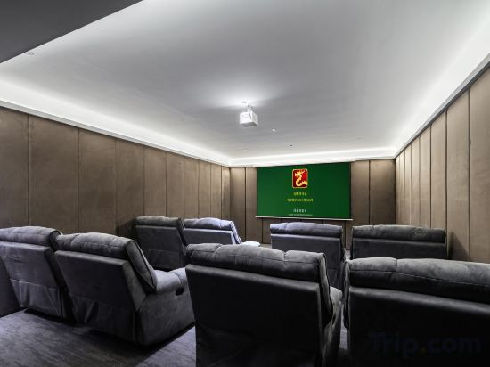 Fitness & Recreational Facilities 5, Jiaxian ·  YUYUAN COURTYARDHOTEL (Jiaxian Coach Station), Pingdingshan