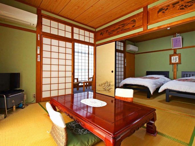 Bedroom, Shirasaki-sou, Yura