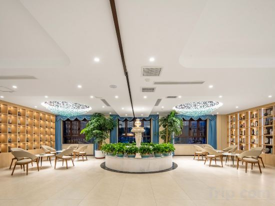 Hotel Interior/Public Areas 2, Holiday Inn (Yining Liuxing Street & Yili Normal University), Ili Kazakh