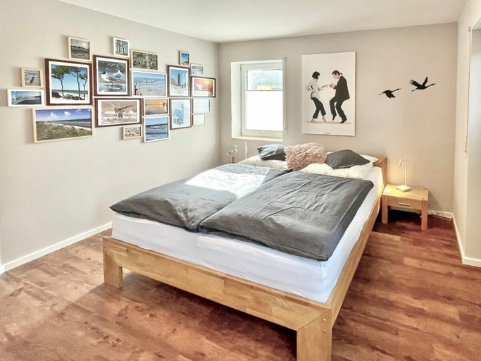 Room 3, Holiday Apartment With 2 Bedrooms, Vorpommern-Rügen