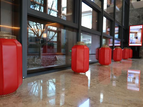 Hotel Interior/Public Areas