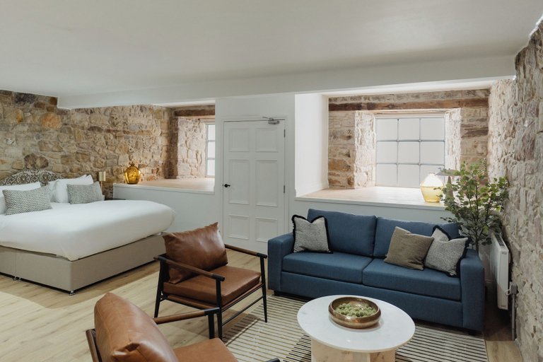 Room 5, Joivy Vaults, Edinburgh