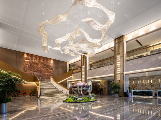 Hotel Interior/Public Areas