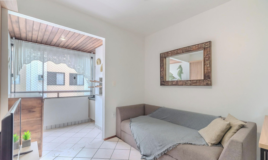 Living area 2, Belo Cozy Apartment 4 Minutes From the sea Amc0204, Florianopolis