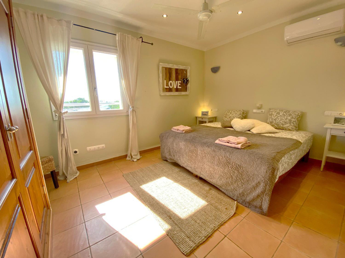 Bedroom, Villa Es Ratoli, Baleares