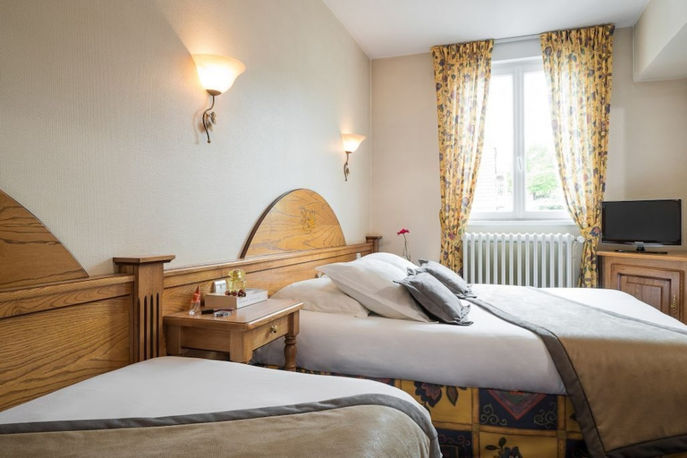 Bedroom 4, Hotel Restaurant Le Bristol, Bas-Rhin