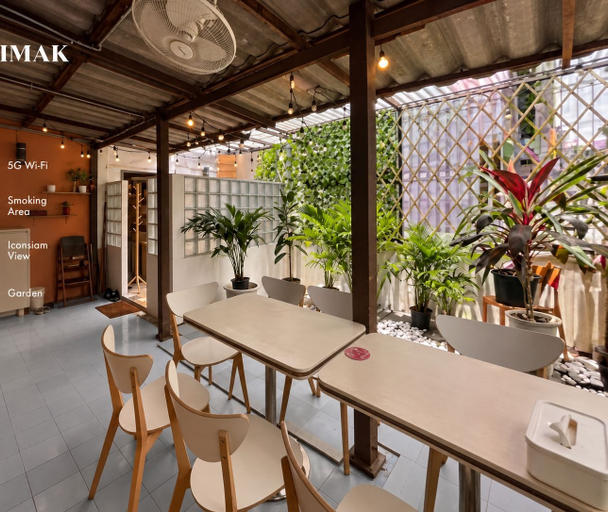 Rooftop terrace 5, Charoennakhon 14, Khlong San