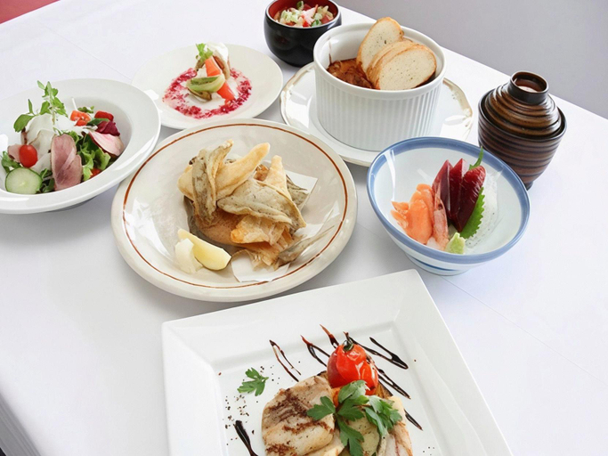 Food & Drinks 5, Tsurumai Moon Lake Hotel, Ichihara