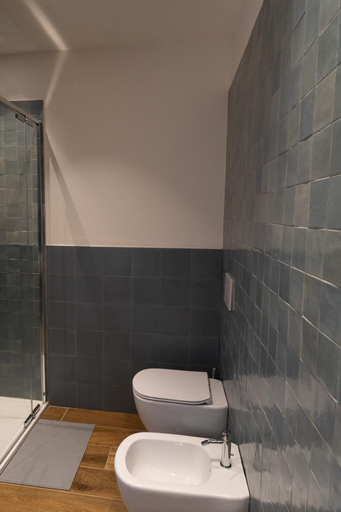 Bathroom amenities, Charming Catania Apartment With Private Entrance and Balcony, Catania