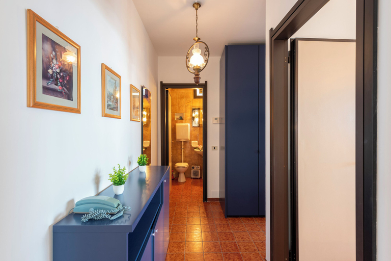 Interior 5, Acqua Marina 800m from the sea, Genova