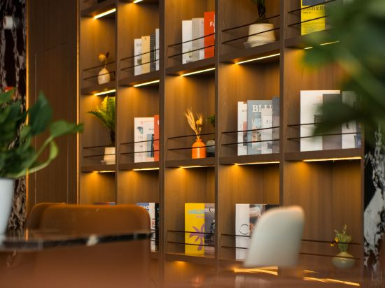 Hotel Interior/Public Areas