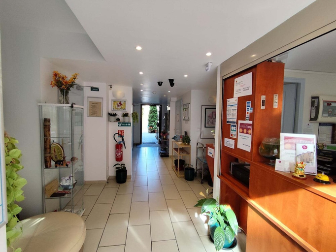 Public Area 2, Hôtel du Fort, Yvelines
