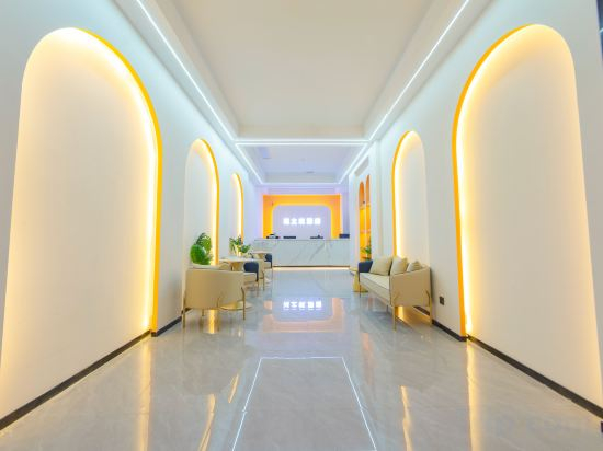 Hotel Interior/Public Areas