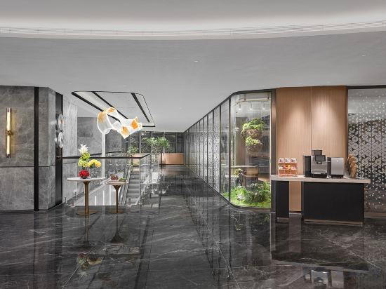 Hotel Interior/Public Areas 3, LAVANDE HOTELS(Guangzhou Beijing Road Pedestrian Street, Haizhu Square Subway Station Branch), Guangzhou