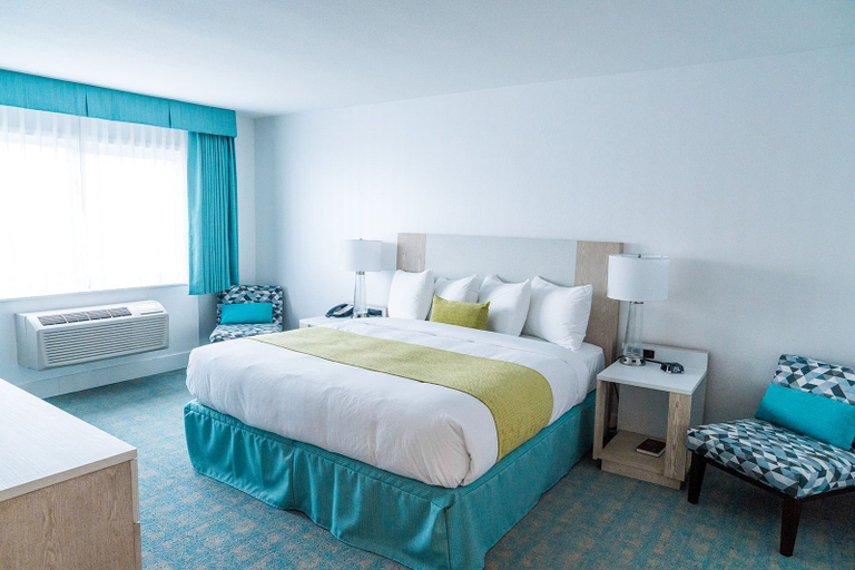 Bedroom 4, Coast Hotel & Convention Centre Langley City, Greater Vancouver