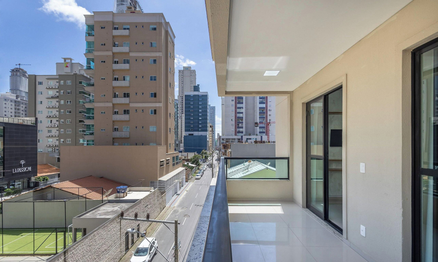 Property grounds 4, Apt. w/ 2 Suites, BBC and 650m fr/ the sea Rgo0301, Itapema