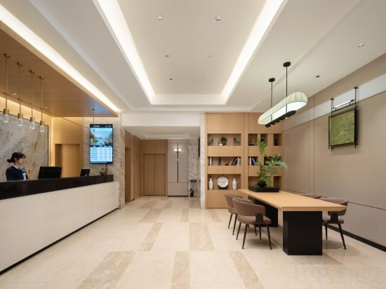 Hotel Interior/Public Areas 2, Yiduo Hotel (Binyang Liwo Plaza Fenghuanghu Park Branch), Nanning