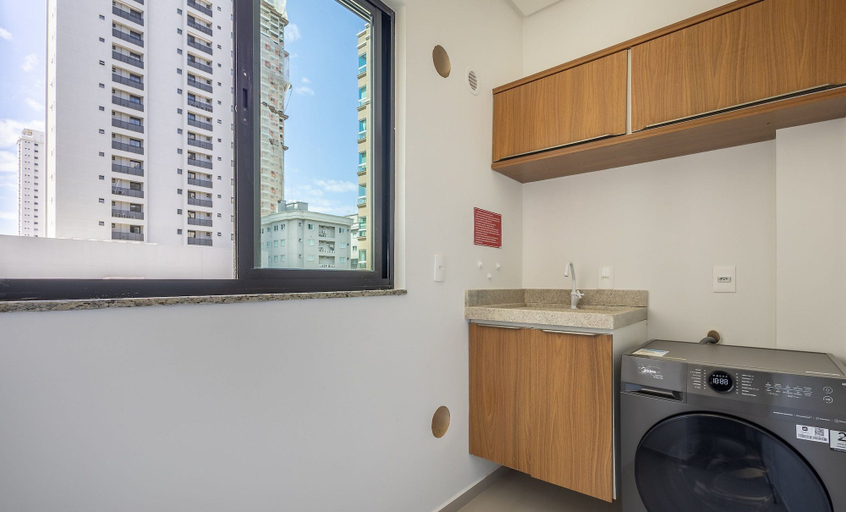 Interior, Apt. w/ 2 Suites, BBC and 650m fr/ the sea Rgo0301, Itapema