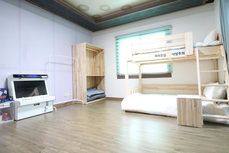 Bedroom, Gapyeong Kkomangse Pension, Gapyeong