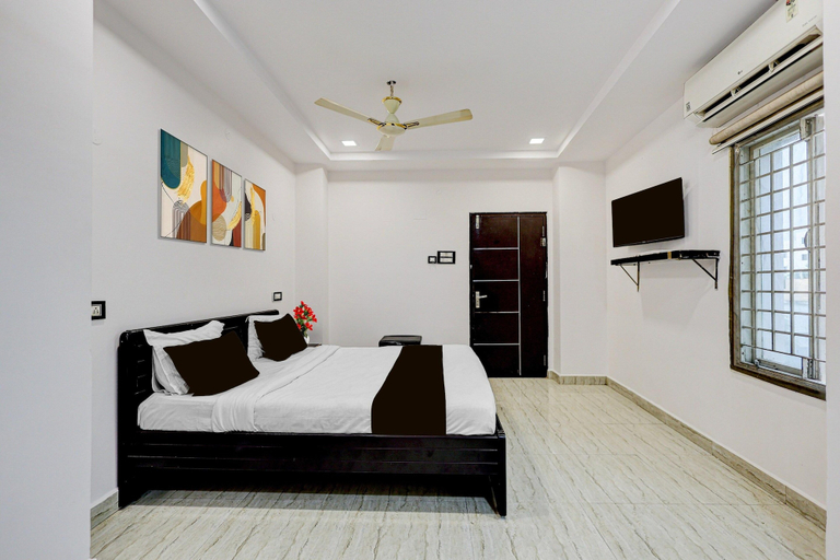 Room 5, Suite Hotel Aditya Grand, Guntur