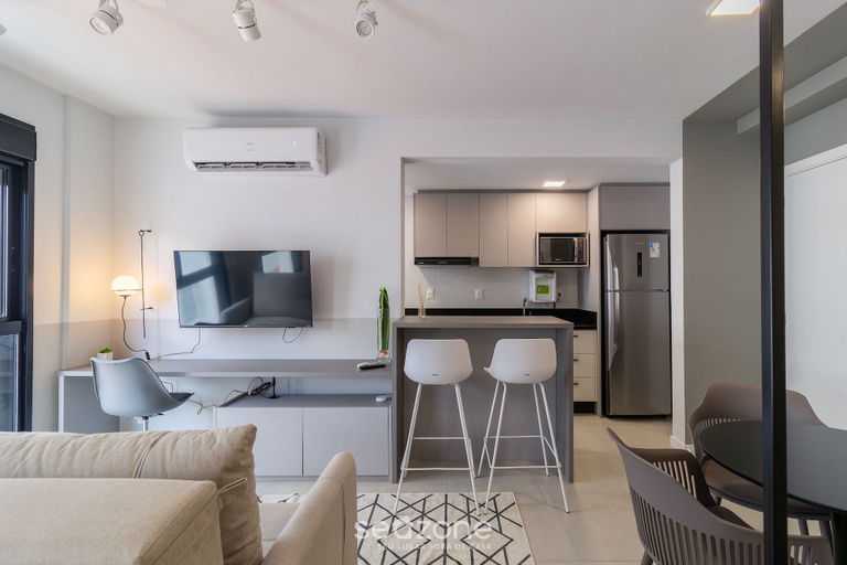 Interior 3, Apt in the Center Close to Beach in Floripa Ech113, Florianopolis