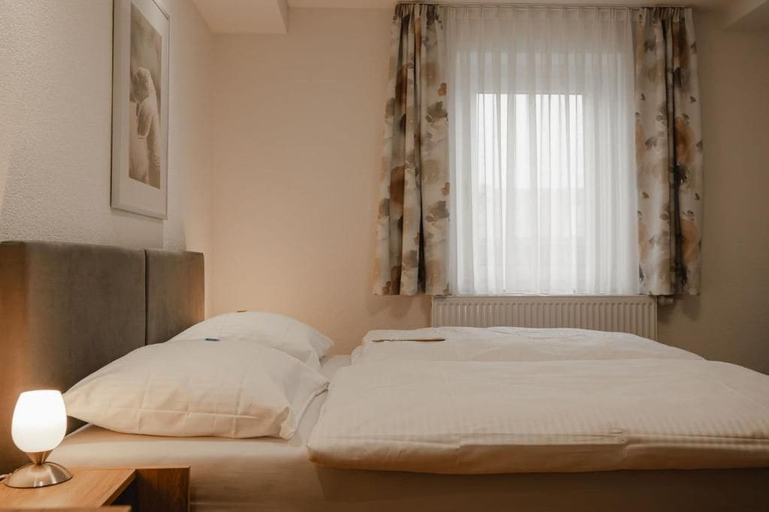 Bedroom 4, Landgasthof Lamm, Ostalbkreis
