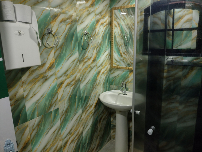 Bathroom 4, Recanto dos Loureiros, Saquarema