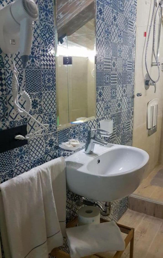 Bathroom, DUOMO ATTIC, Salerno