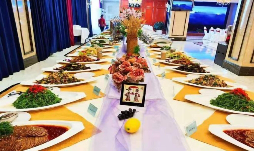 Food & Drinks 5, Yishunyuan International Hotel, Qingyang