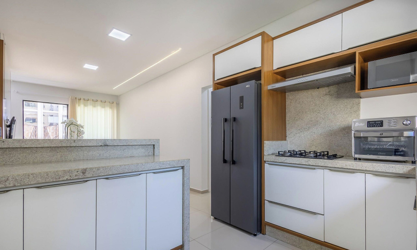 Private kitchen 3, Apt. w/ 2 Suites, BBC and 650m fr/ the sea Rgo0301, Itapema