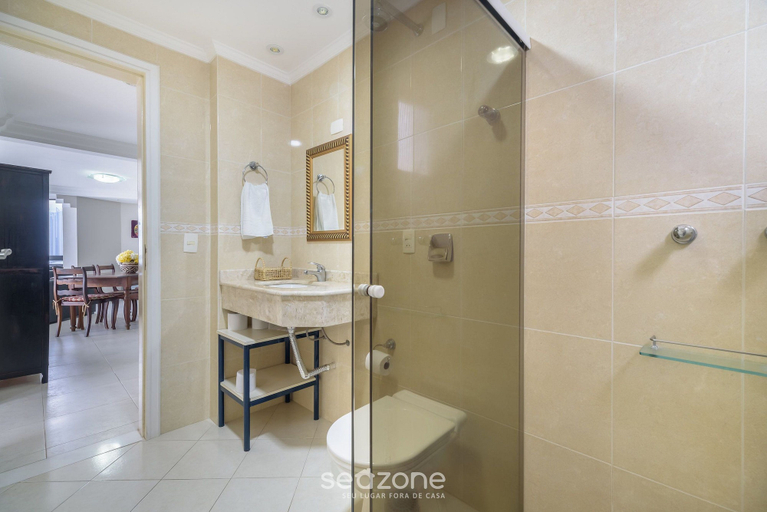 Bathroom 2, 2BR Seafront apt W/garage in BC Nvi501, Balneário Arroio do Silva
