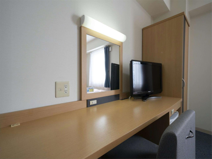 Others 3, Hotel Econo Taki, Taki