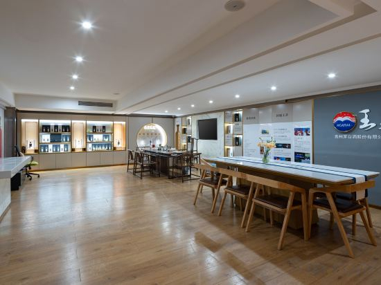 Fitness & Recreational Facilities