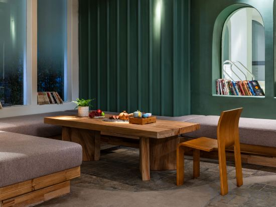 Hotel Interior/Public Areas 4, No One But You Hotel - Yangshuo West Street Li River, Guilin