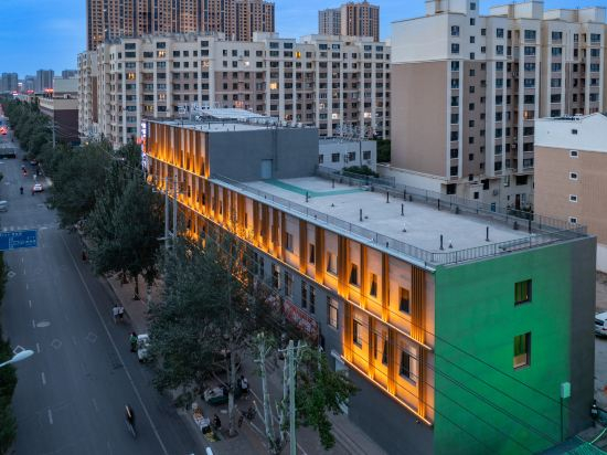 Hotel Exterior 2, Jinyi Preferred Hotel Victoria Commercial Building Linhe Railway Station, Baynnur