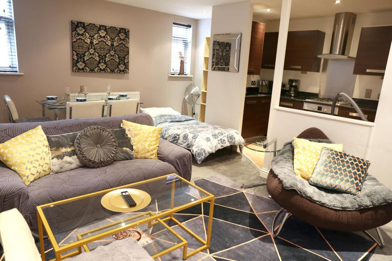 Others 5, Apartment Sleeps 4 With Walk-in Shower, Birmingham