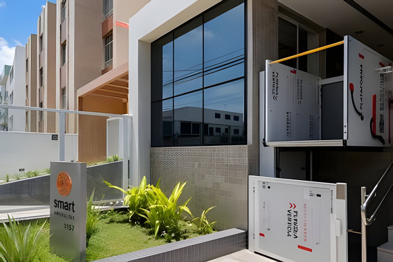 Property grounds 3, Amaralina 117, Salvador