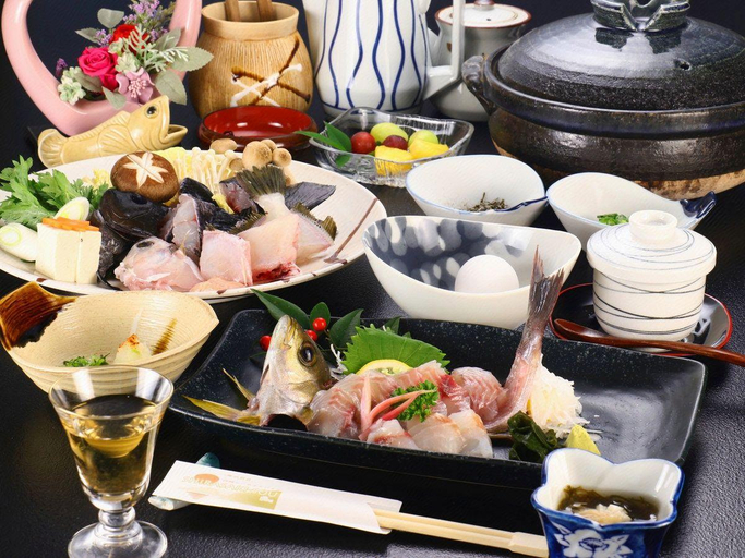 Food & Drinks 4, Shirasaki-sou, Yura