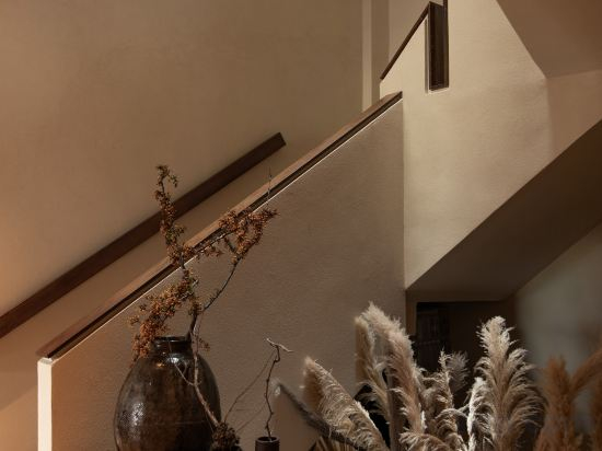 Hotel Interior/Public Areas 2, Rishine · Golden Sunrise Vista | Pasture View &Private Oxygen-Enriched Hot Spring Villa, Lijiang