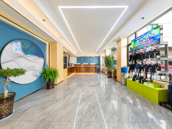 Hotel Interior/Public Areas