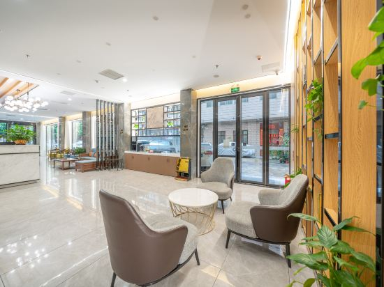 Hotel Interior/Public Areas 5, GreenTree Inn (RT mart, Yulin Convention and Exhibition Center), Yulin