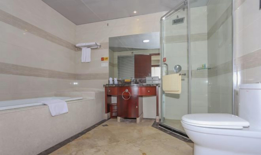 Bathroom, Huatai Hotel, Tianmen