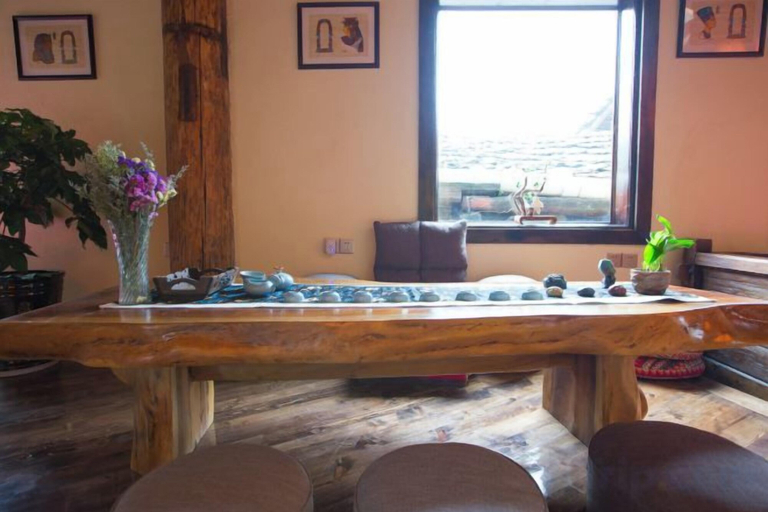 Interior 3, Shangri-La Chang Palace, Dêqên Tibetan