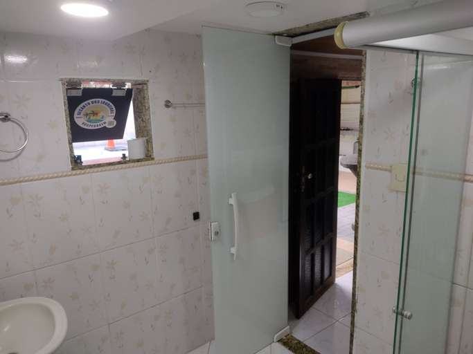 Bathroom 4, Recanto dos Loureiros, Saquarema