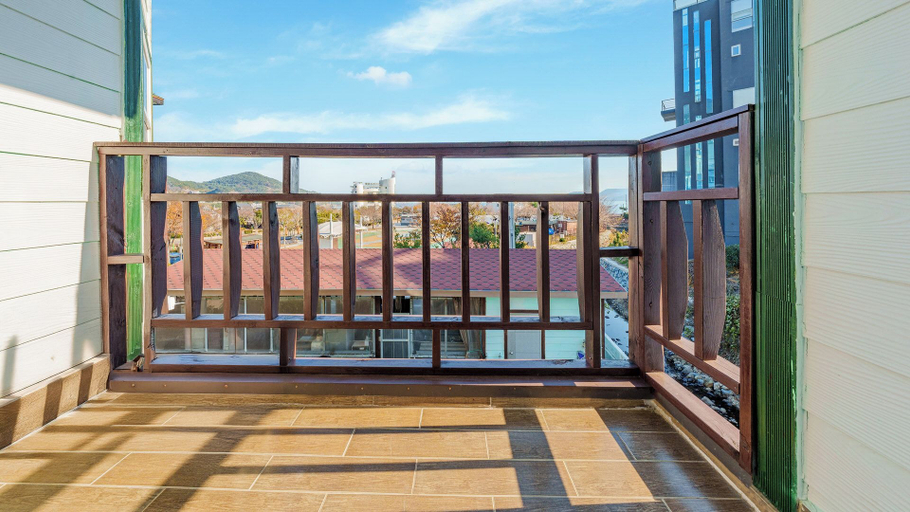 Exterior & Views 1, Geoje Peugeot Gomsol Petfriendly Pension, Geoje